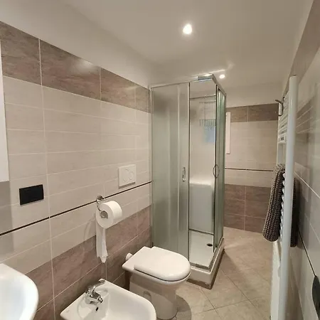 Apartment Corso Alfieri-grazioso Wi-fi E A C *