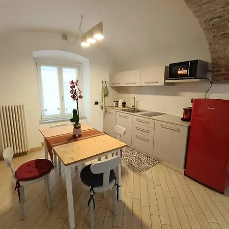 Corso Alfieri-grazioso Wi-fi E A C Apartment *