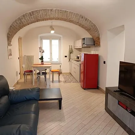 Apartment Corso Alfieri-grazioso Wi-fi E A C